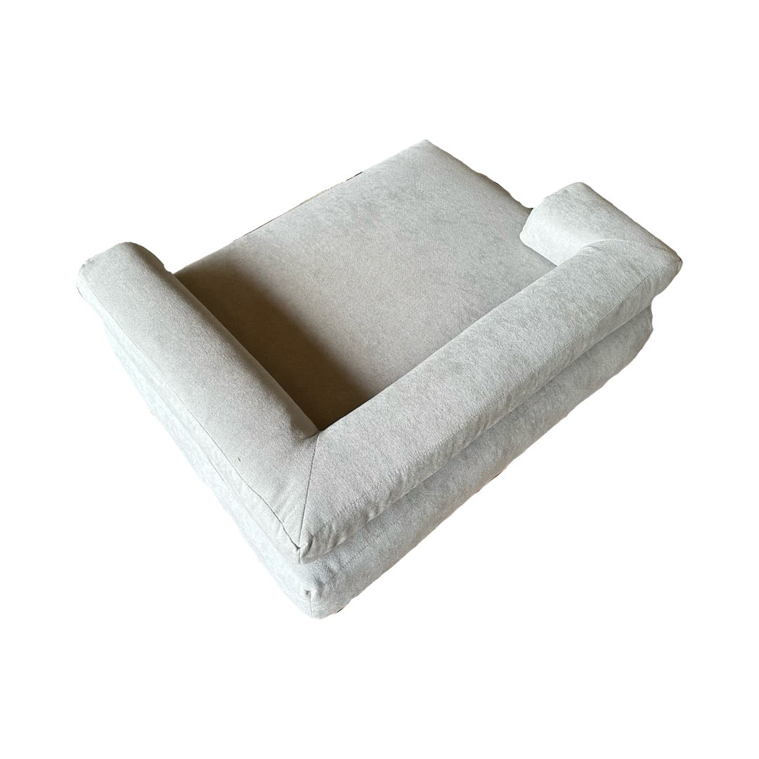 The Minimalist Bed