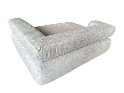 The Minimalist Bed